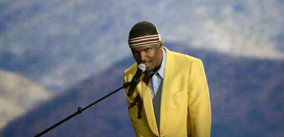 Grammys 2013: Frank Ocean Performs “Forrest Gump” – Video