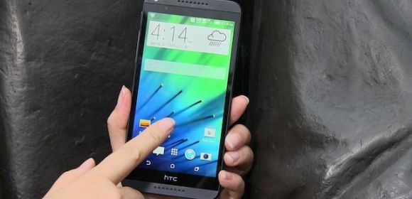 HTC Desire 820 Spotted in Allegedly Leaked Photos