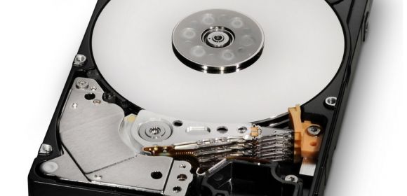 Hitachi Says HDD Market Will Take One Year to Recover