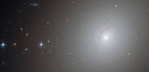 Hook-Shaped Galaxy Featured in New Hubble Photo
