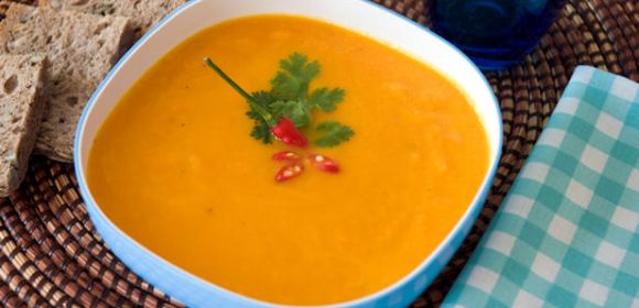 Hot Soups Served in Melamine Bowls Linked to Kidney Stones