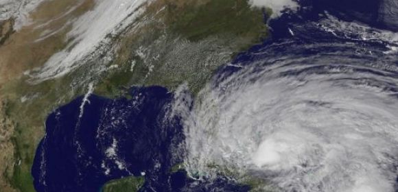 How and Why Hurricane Sandy Grew So Big and Threatening