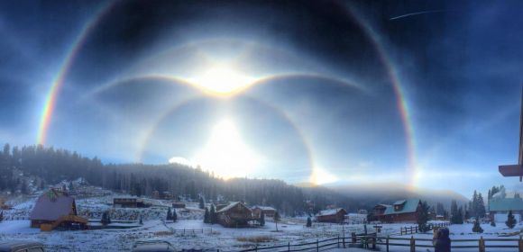 Jaw-Dropping Ice Halos Caught on Camera in New Mexico, US