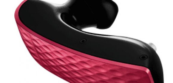 Jawbone Adds Style to Bluetooth Headsets with the EarWear Collection