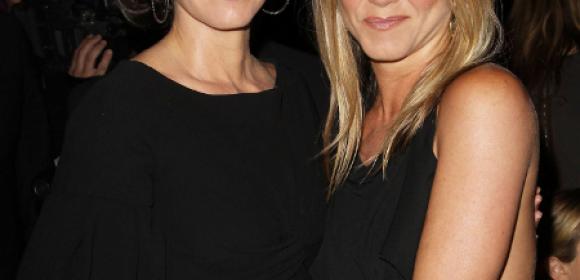 Jennifer Aniston “Dumped” Courteney Cox for Justin Theroux