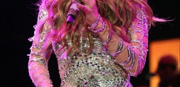 Jennifer Lopez to Tour Internationally with Enrique Iglesias