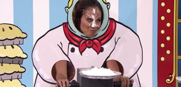 Jimmy Fallon Hits Jada Pinkett Smith with a Pie in the Face – Video