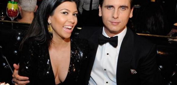 Kourtney Kardashian Split Up with Scott Disick, Insiders Confirm