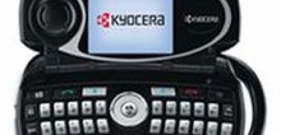 Kyocera Unveils Strobe Handset