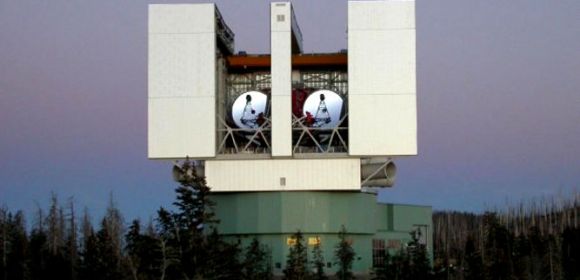 Large Binocular Telescope Interferometer Sees 'First Light'