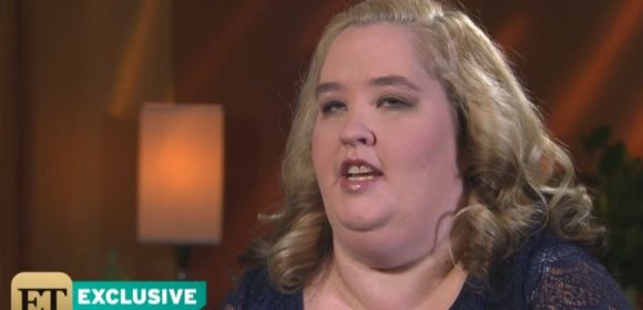 Mama June Does First Interview Since Pedophile Scandal, Is Completely Infuriating – Video