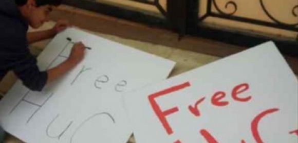 Man Arrested for Free Hugs Campaign in Saudi Arabia
