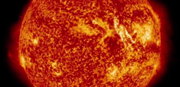 Massive Flare Rips the Sun Apart, Leaving a Hellish Canyon Behind – Video