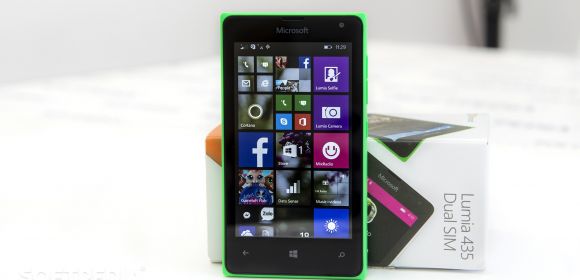 Microsoft Lumia 435 Review - The MINI Cooper of Phones