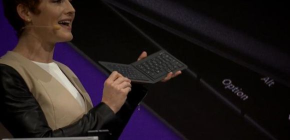 Microsoft Unveils a Foldable Keyboard That Works with iOS, Android, and Windows Phone