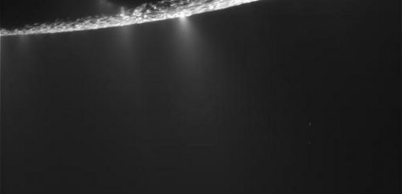 New Cassini Images of Enceladus Showcased
