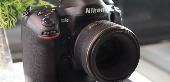 Nikon D4s Listing Removed from BHphoto, Adorama