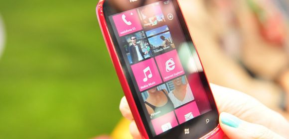 Nokia Lumia 610 Officially Available in the UK