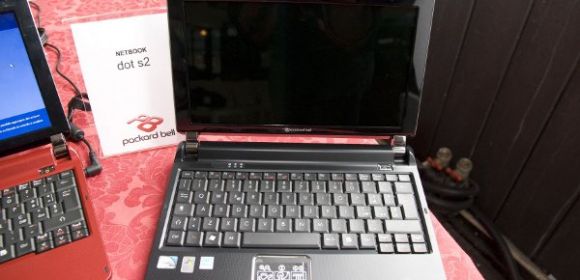 Packard Bell Joins Pine Trail Bandwagon with 'dot S2'