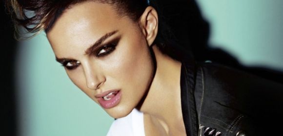 Plastic Surgery Is an Option, Natalie Portman Says in V Magazine