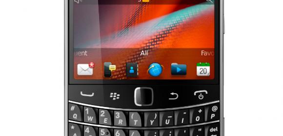 RIM Debuts BlackBerry Bold 9900 in Russia