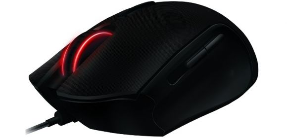 Razer Gets Scammed by Thousands of 90% Off Coupons, Accepts It Graciously
