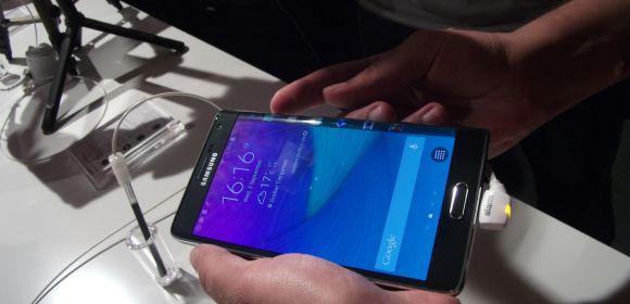 Samsung Galaxy Note 4 vs. Galaxy Note Edge – Hands-on Photos
