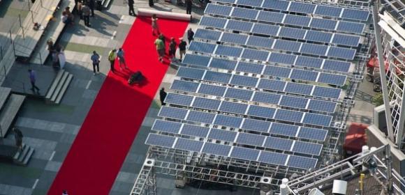 Solar Panels to Power the Emmy Awards 2011