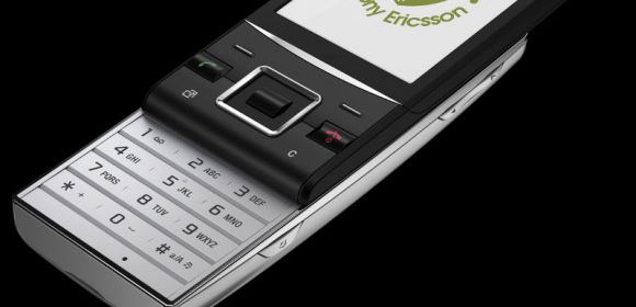 Sony Ericsson Unveils Elm and Hazel GreenHeart Phones