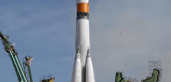 Soyuz Rocket Erected into Place, Ready to Send More Astronauts to the ISS