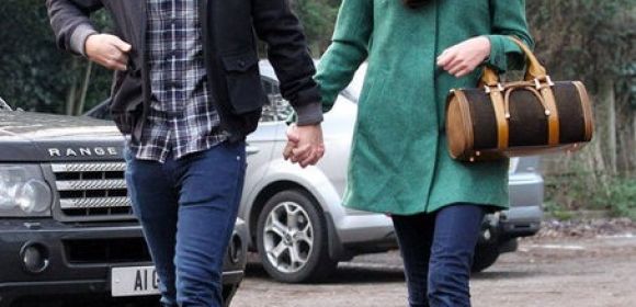 Taylor Swift and Harry Styles Are Back Together – And It Only Took Him 1,989 Roses