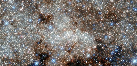 The Busy and Beautiful Center of the Milky Way Seen by Hubble – Space Photo