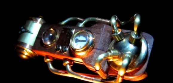 The Collective Steampunk Flash Drive Gets 16 GB