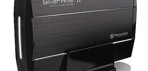Thermaltake Designs SilverRiver Wardrobe for 3.5-inch HDDs