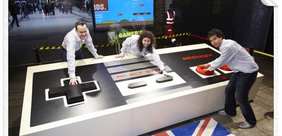 Video: This Is the World's Largest Game Controller