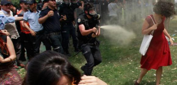 Twitter Users Arrested in Turkey As Protests Continue