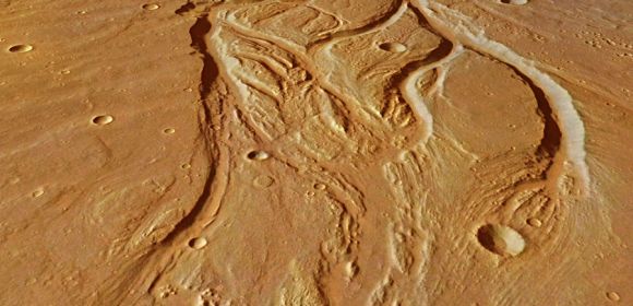 Valleys and Gorges Carved by Rivers Found on Mars