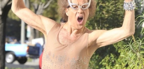 Viral of the Day: Richard Simmons’ Reaction When Car Runs Over His Foot
