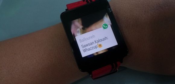 WhatsApp and TuneIn Radio Add Support for Android Wear