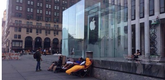 Would You Stay in Line for an iPhone 6? They Do!