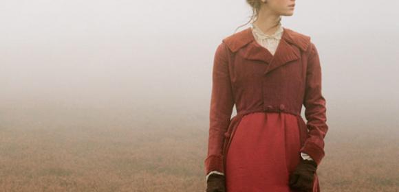 “Wuthering Heights” Trailer Is Moody, Superb