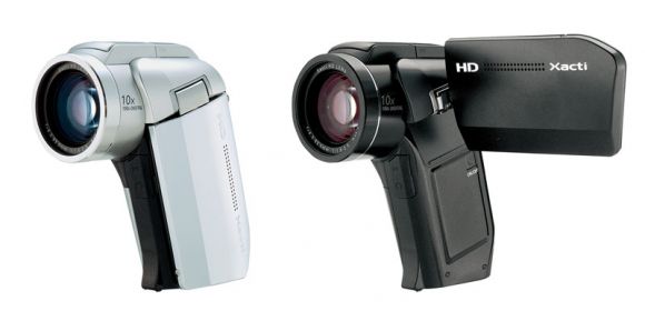 Xacti DMX-HD1000, the World's Smallest and Lightest Full HD Camcorder