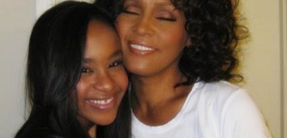 Bobbi Kristina Brown Has Been Taken Off Life Support: She Is in God’s Hands Now, Says Aunt Pat
