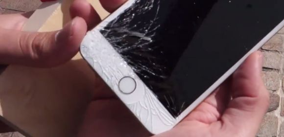 iPhone 6 and iPhone 6 Plus Drop Test. Hint: It Cracks – Video