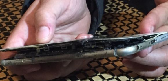 iPhone 6 Plus Catches Fire in Pocket, Forces Owner to Strip in Public
