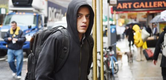 Mr. Robot TV Show Talks About Linux, KDE, GNOME, Hacking, and It's Awesome