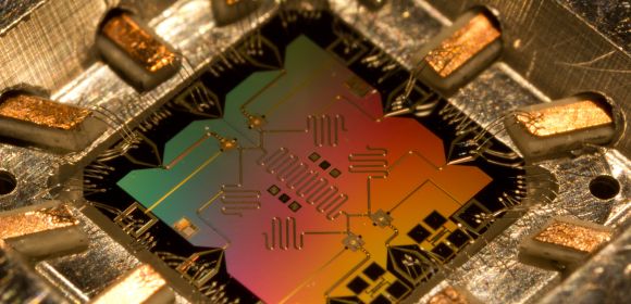 Quantum Computing Is Complete As Researchers Build the First Two-Qubit Logic in Silicon