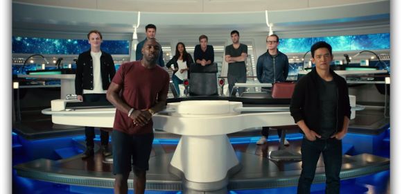 “Star Trek Beyond” Cast Assembles to Offer Fans the Chance to Appear in the Movie - Video