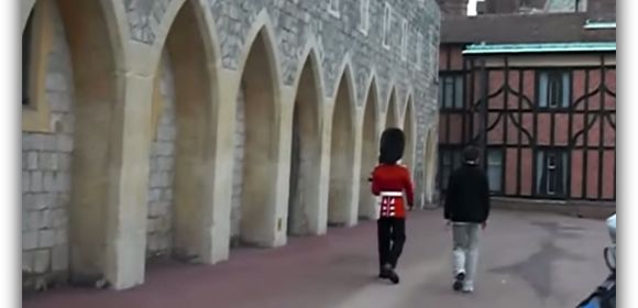 Viral of the Day: Why You Don’t Harass the Queen’s Guard