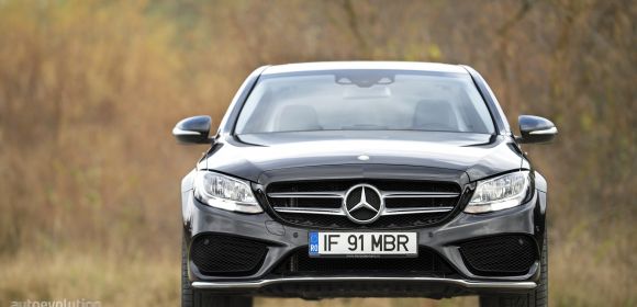 Want to Use Microsoft Software Behind the Wheel? Just Buy a 2017 Mercedes Model